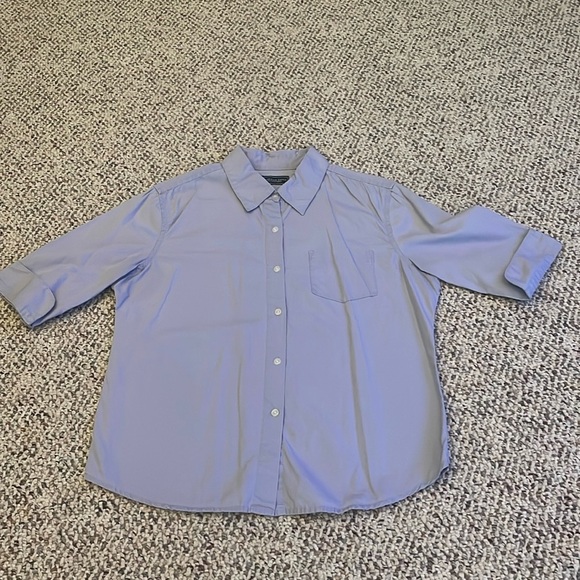 American Eagle Light Purple 3/4 Length Sleeve Button Up - Picture 2 of 7